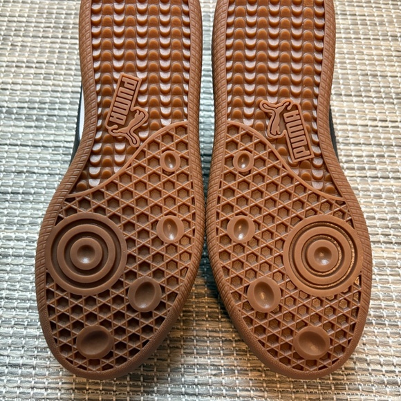 Puma Women’s 9.5 - Picture 6 of 9